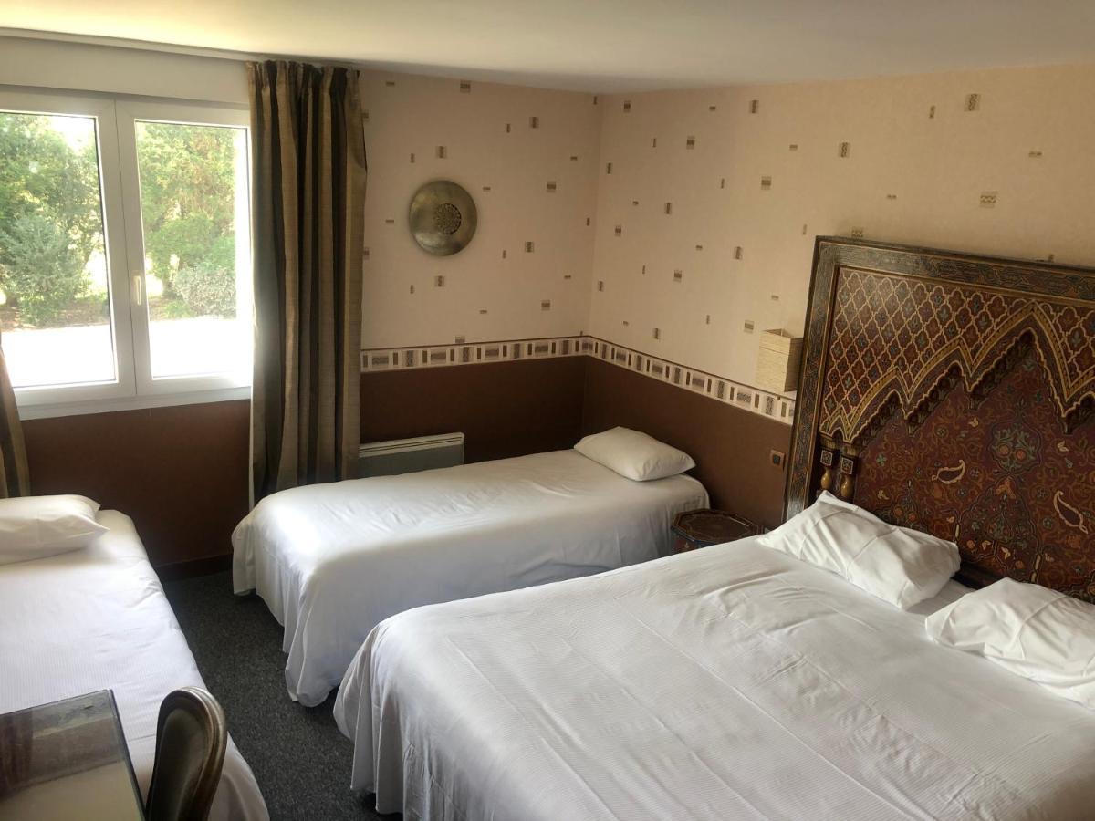 The Originals City, Hotel La Cour Carree, Eu Eu (Seine-Maritime) Exterior photo