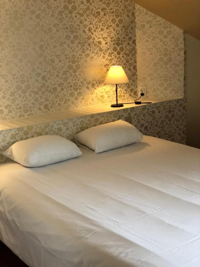 The Originals City, Hotel La Cour Carree, Eu Eu (Seine-Maritime) Exterior photo