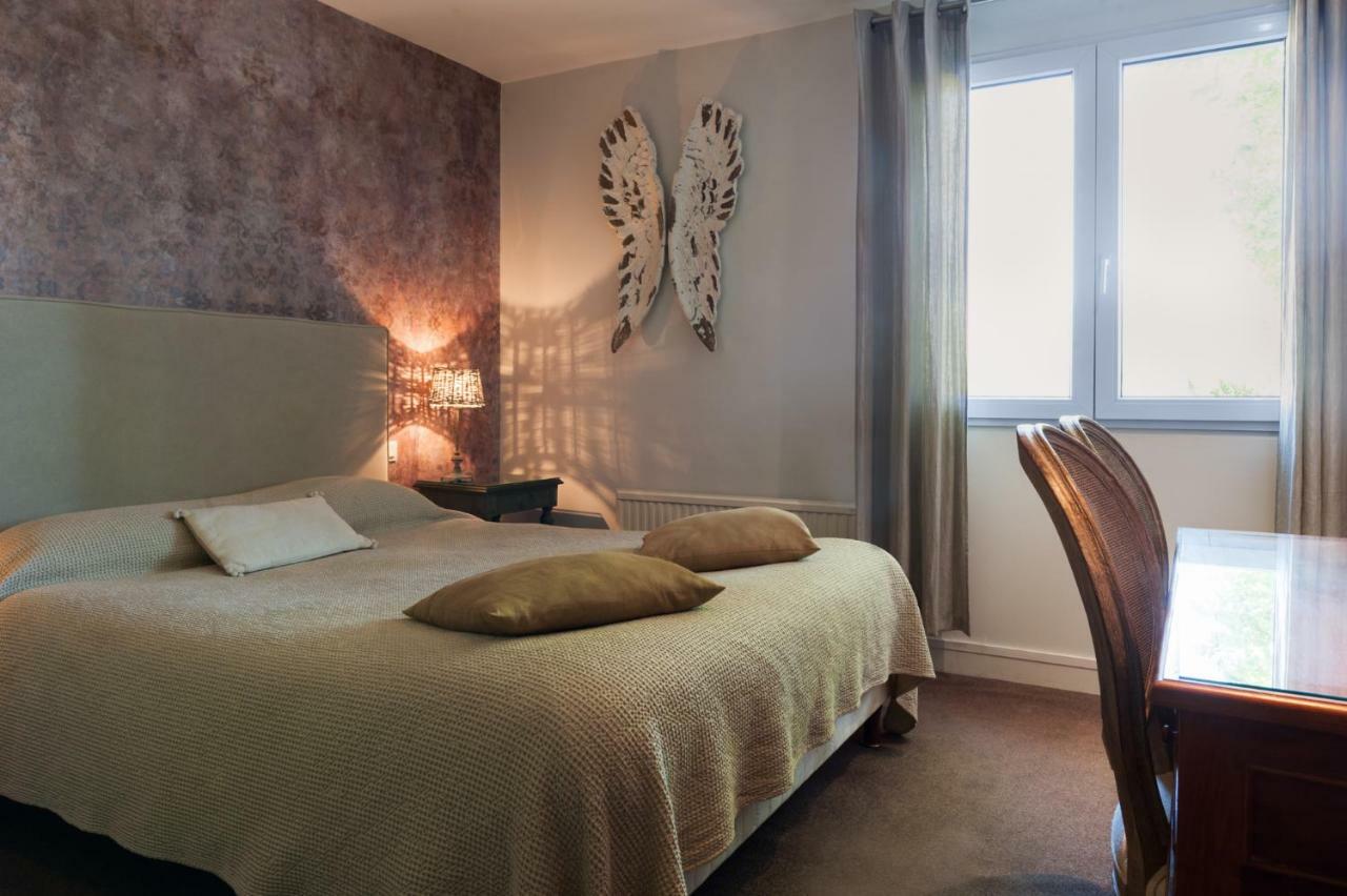 The Originals City, Hotel La Cour Carree, Eu Eu (Seine-Maritime) Exterior photo